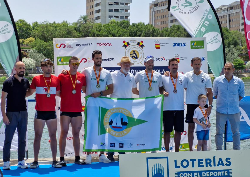 Foto del podi del 2- ABS masculí amb la presencia dels nostres subcampions Eric Pasotr i Pau Simó